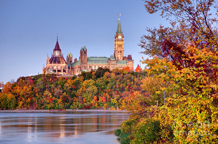 KHÁM PHÁ TÂY ĐÔNG CANADA MÙA THU VÀNG